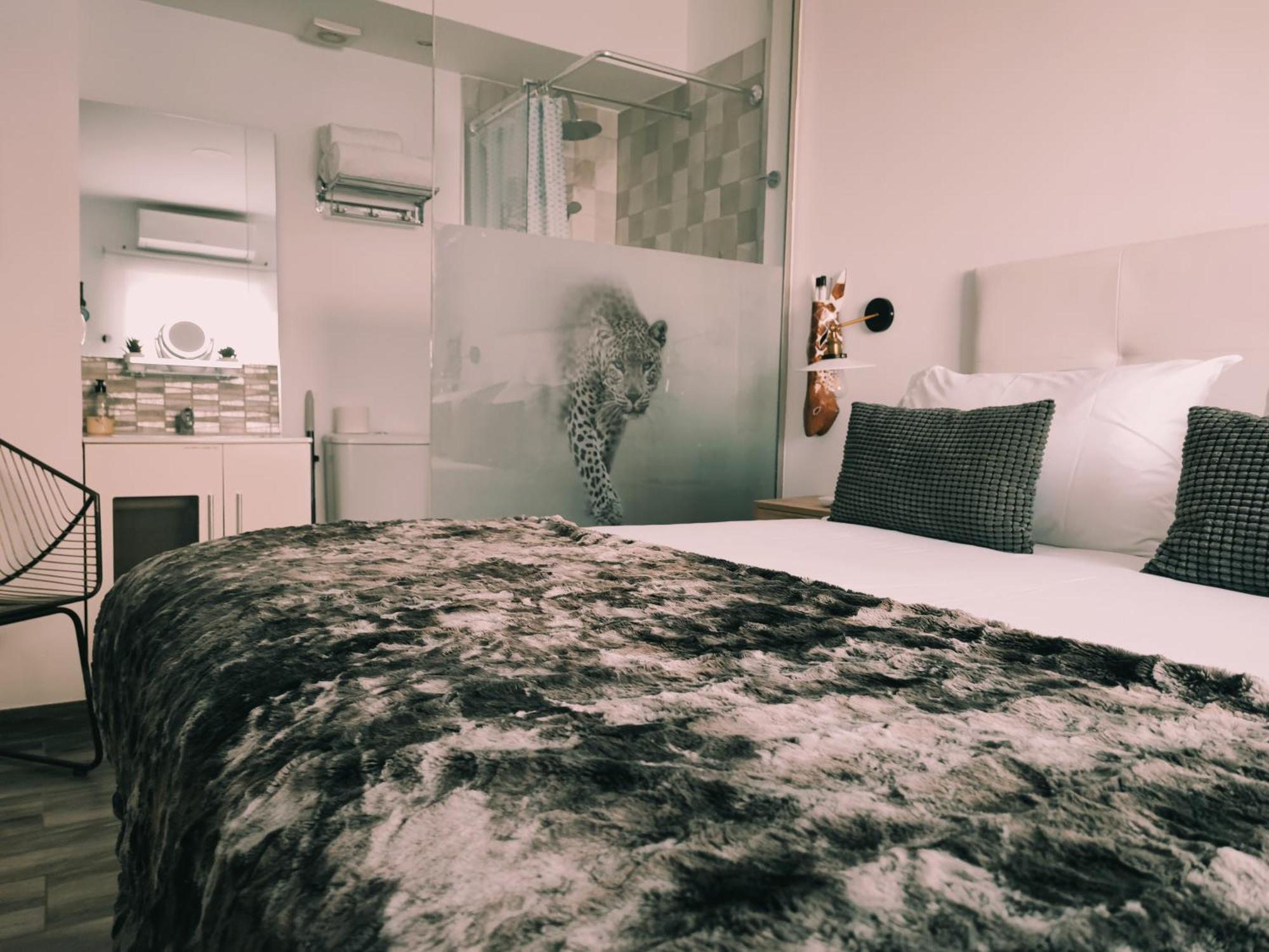 Torremolinos Suite Номер фото